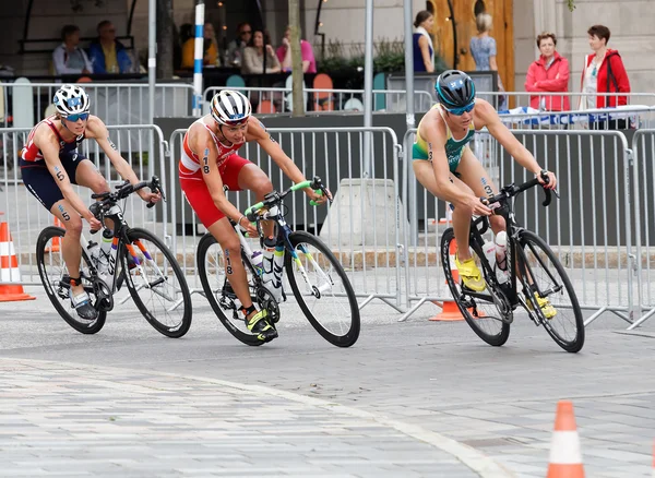 Stockholm Jul 2016 Sidovy Över Grupp Kvinnliga Triathletcyklister Women Itu — Stockfoto