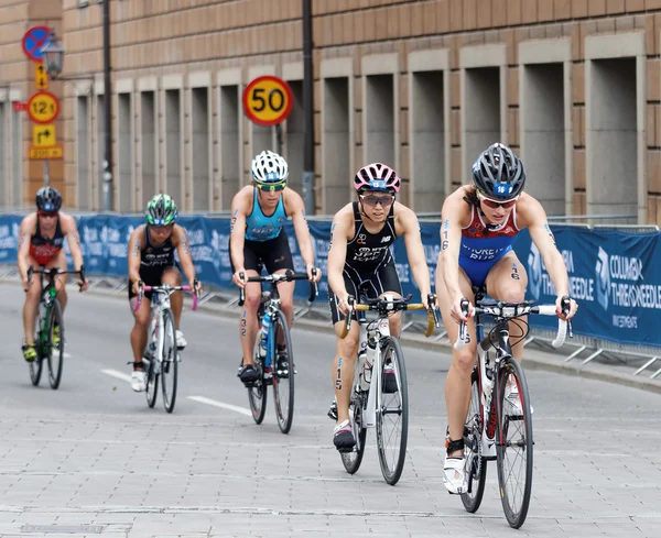 Стокгольм Липня 2016 Року Група Велосипедисток Триатлетів Місті Чемпіонаті Світу — стокове фото