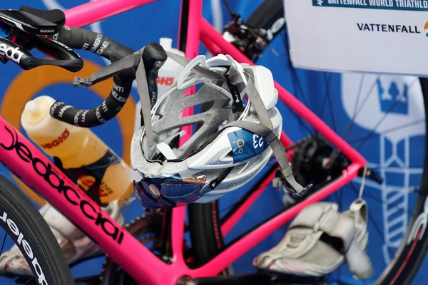 Sztokholm Lipca 2016 Zbliżenie Profesjonalnych Cykli Triatlonowych Podczas Imprezy Women — Zdjęcie stockowe