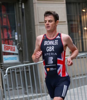 Stockholm - Temmuz 02, 2016: Erkekler Itu Dünya Triatlonu 'nda koşan triatlet Jonathan Brownlee' nin ön görünümü 2 Temmuz 2016 Stockholm, İsveç