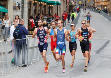 Stockholm - Temmuz 02, 2016: İsveç 'in Stockholm kentinde düzenlenen Erkekler Itu Dünya Triatlon Şampiyonası' nda triatletlerin yan görünümü