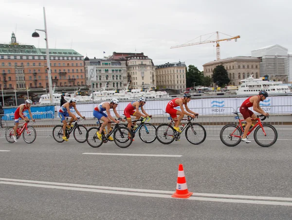 Στοκχόλμη Σουηδία Ιουλ 2016 Ομάδα Ποδηλατών Πολύχρωμο Αρσενικό Αθλητής Μια — Φωτογραφία Αρχείου