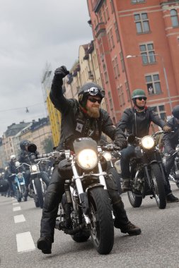 Moda portre eski motosiklet ve Bisiklet