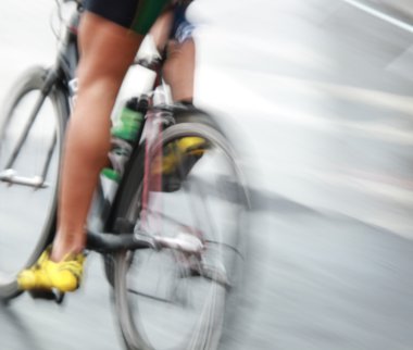 çok hızlı bir bisiklet