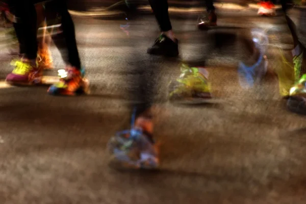 Piedi e gambe in esecuzione - non affilati — Foto Stock