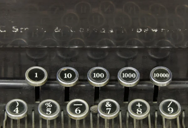Numéros sur une vieille machine à écrire — Photo