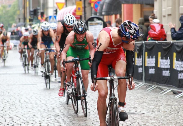 Erkekler döngüsü triatlon bir parçası — Stok fotoğraf