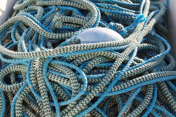 Синя нейлонова мотузка в двох відтінках — стокове фото