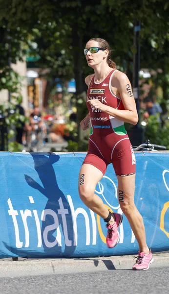 Triathlete Margit Vanek running — Stock Photo, Image