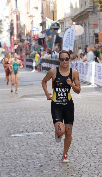 Triatleta Anja Knapp running — Foto de Stock