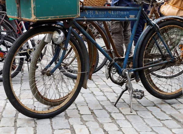 Altmodische Fahrräder — Stockfoto