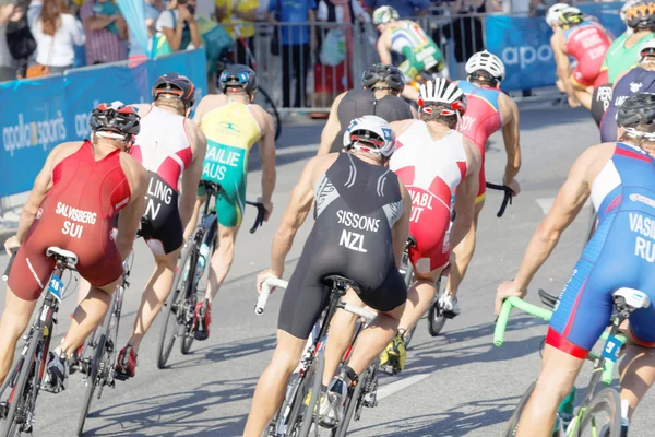 Stockholm Svezia Agosto 2015 Veduta Posteriore Folto Gruppo Atleti Triathlon — Foto Stock