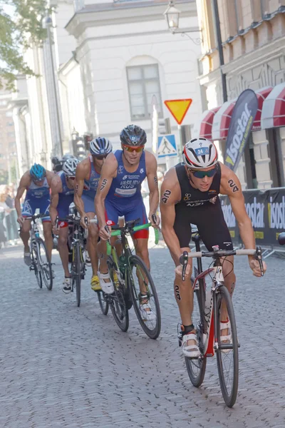 Stockholm Aug 2015 Ryan Sissons Nzl Och Grupp Triathlontävlande Cyklade — Stockfoto