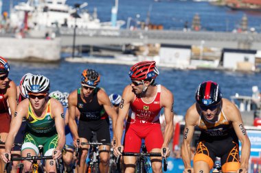 Yokuş yukarı Bisiklete binme triatlon rakip grup