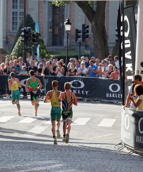 Stockholm Sweden Aug 2015 Rear View Triathletes Running Downhill Men — 图库照片