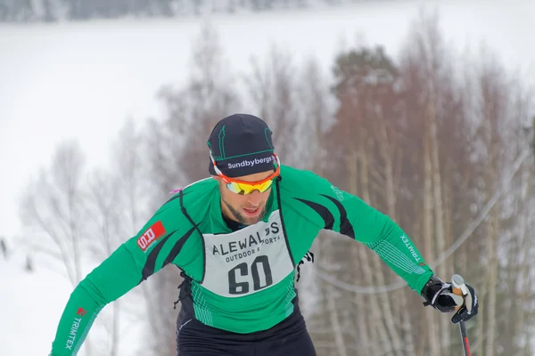 Stockholm Jan 2016 Gros Plan Skieur Fond Vêtu Vert Portant — Photo