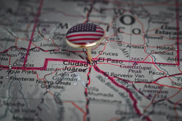 El Paso pinned on a map with USA flag