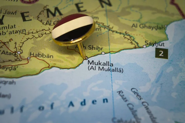 Mukalla pinned on a map with flag of Yemen