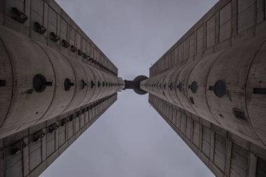 Batı Şehir Kapısı, Genex Kulesi, Belgrad. Sırbistan