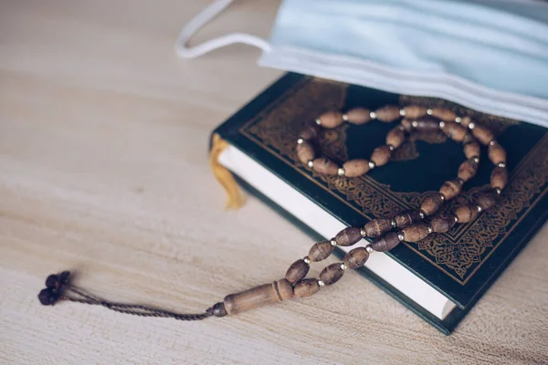 Holy Book Quran Rosary Face Mask Ramadan Concept Islamic Religious — Stock Photo, Image