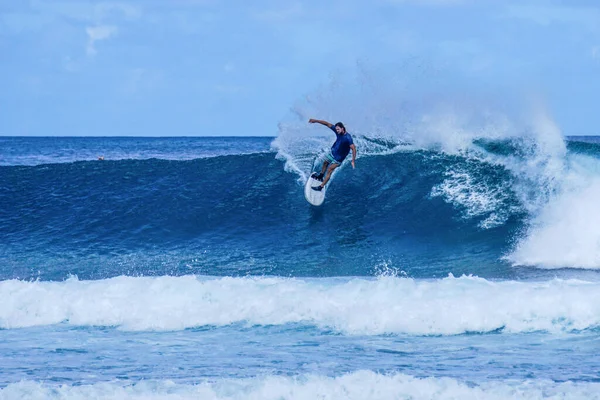 Surfista Perfecta Ola Azul Aguamarina Línea Vacía Perfecto Para Surf — Foto de Stock