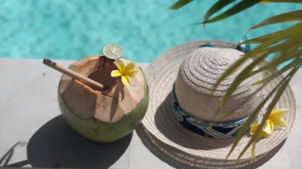 Video Footage Green Young Coconut Close Bamboo Straw Sun Hat — Stock Video