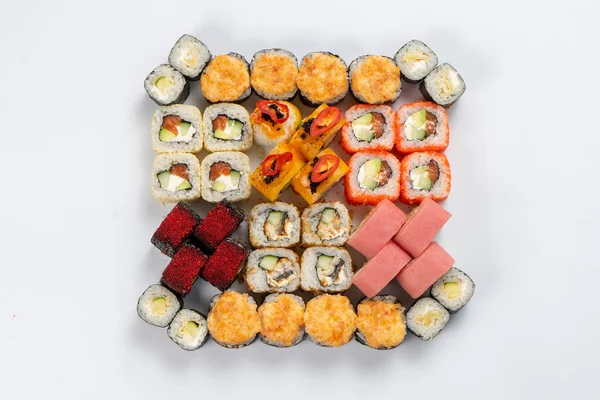 Duży Zestaw Różnych Rodzajów Sushi Maki Neutralnym Tle Światła — Zdjęcie stockowe