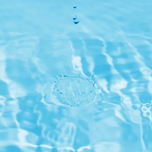 Gota de agua dulce —  Fotos de Stock