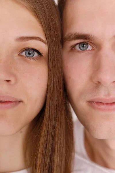 Retrato Cara Uma Menina Juntos Amor Olhos Azuis — Fotografia de Stock