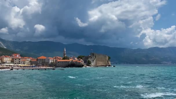 Régi Budva Adriai Tenger Hullámok Felülnézetből Budva Vagyok Montenegró 2021 — Stock videók