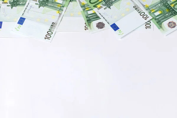 100 Eurobankbiljetten Een Witte Achtergrond Plaats Voor Tekst Achtergrond — Stockfoto