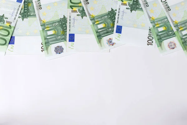 Bankbiljetten Van 100 Euro Een Grijze Achtergrond Achtergrond Financiering — Stockfoto