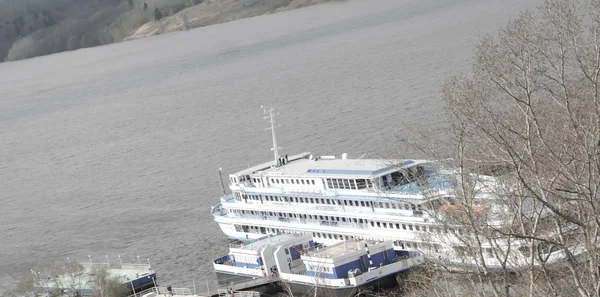 Volga Nehri boyunca seyahat