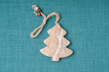 kumaş zemin üzerine ahşap Noel ağacı