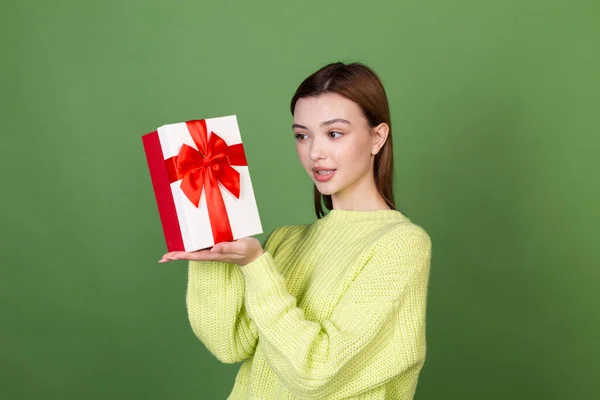 Junge Frau Mit Sauberer Perfekter Natürlicher Haut Und Make Braun — Stockfoto