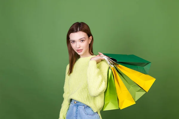 Young Woman Perfect Natural Makeup Brown Big Lips Green Background — Stock Photo, Image