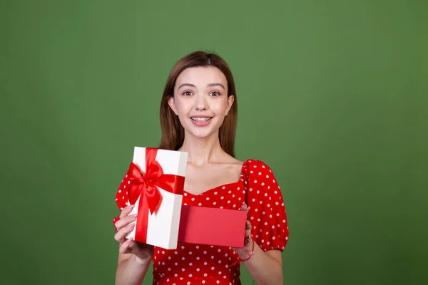 Jonge Vrouw Met Perfecte Natuurlijke Make Bruine Grote Lippen Polka — Stockfoto