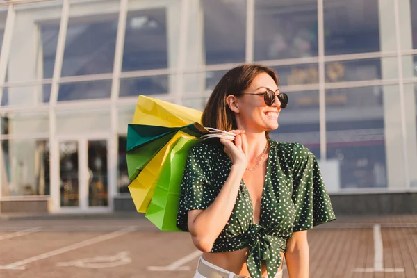 Woman Sunset Colorful Shopping Bags Parking Lot Shopping Mall Happy — Fotografia de Stock