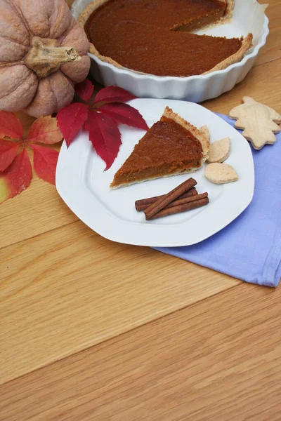 Pastel Calabaza Hecho Casa Para Día Acción Gracias Con Decoraciones — Foto de Stock