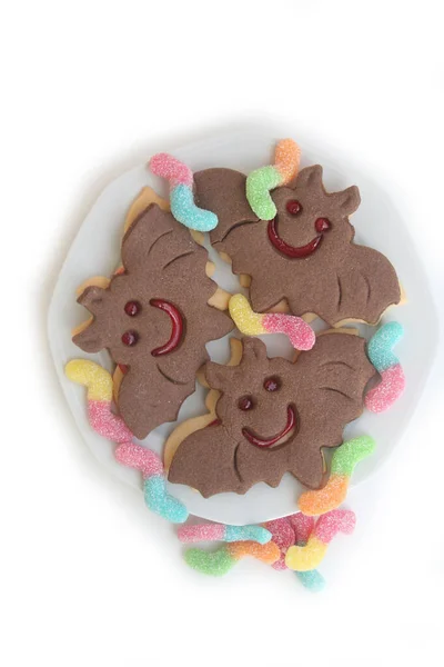 Halloween Cookies Form Flagermus Fyldt Med Marmelade Plade Med Orm - Stock-foto