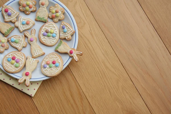 Easter Glazed Cookies Shape Egg Bunny Flower Bell Plate Wooden — Stock Photo, Image