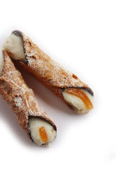 Italienska Traditionella Bakverk Kallas Cannolo Siciliano Isolerad Vit Bakgrund Cannolo — Stockfoto