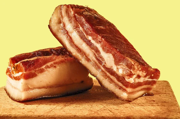 Dois pedaços de bacon — Fotografia de Stock