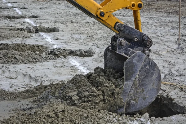 Çalışmaya Ekskavatör Kepçe