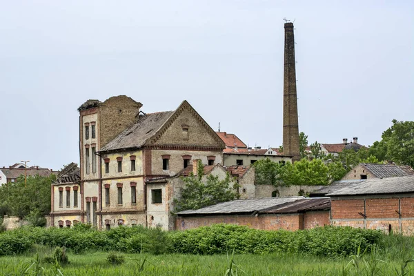 Zrenjanin Sırbistan Mayıs 2020 Tamamen Yok Edilmiş Eski Terk Edilmiş — Stok fotoğraf