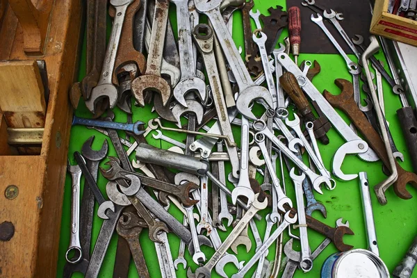 Old tools at flea markets — Stock Photo, Image