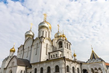 Zachatievskiy Manastırı. Kilise.