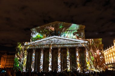 Bolshoy tiyatro. Iinternational Festivali ışık daire