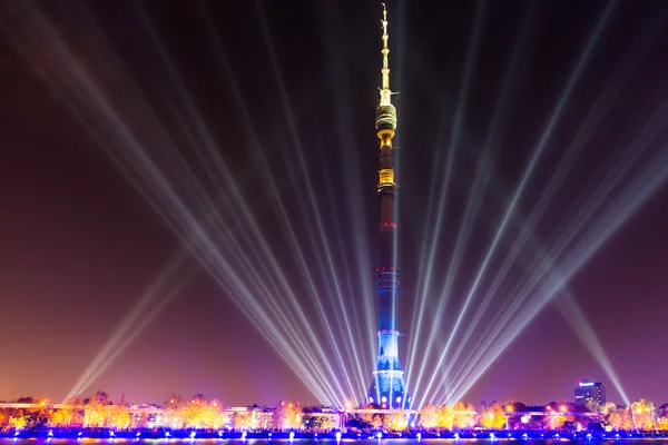 Ostankino. Uluslararası Festivali ışık daire açılışı