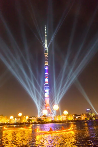 Ostankino. Abertura do Festival Internacional O Círculo de Luz — Fotografia de Stock